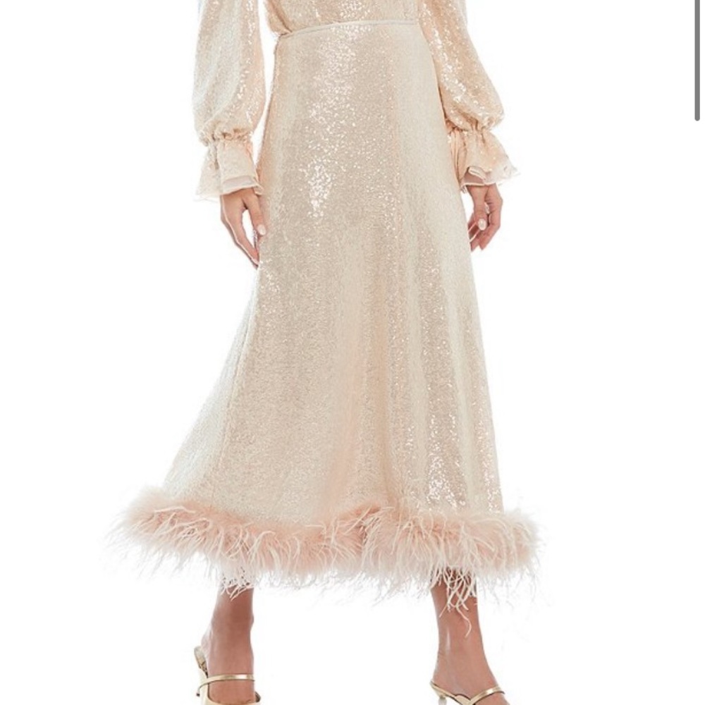 BRAND NEW never worn Antonio Melani sequin / cream skirt with ostrich feather